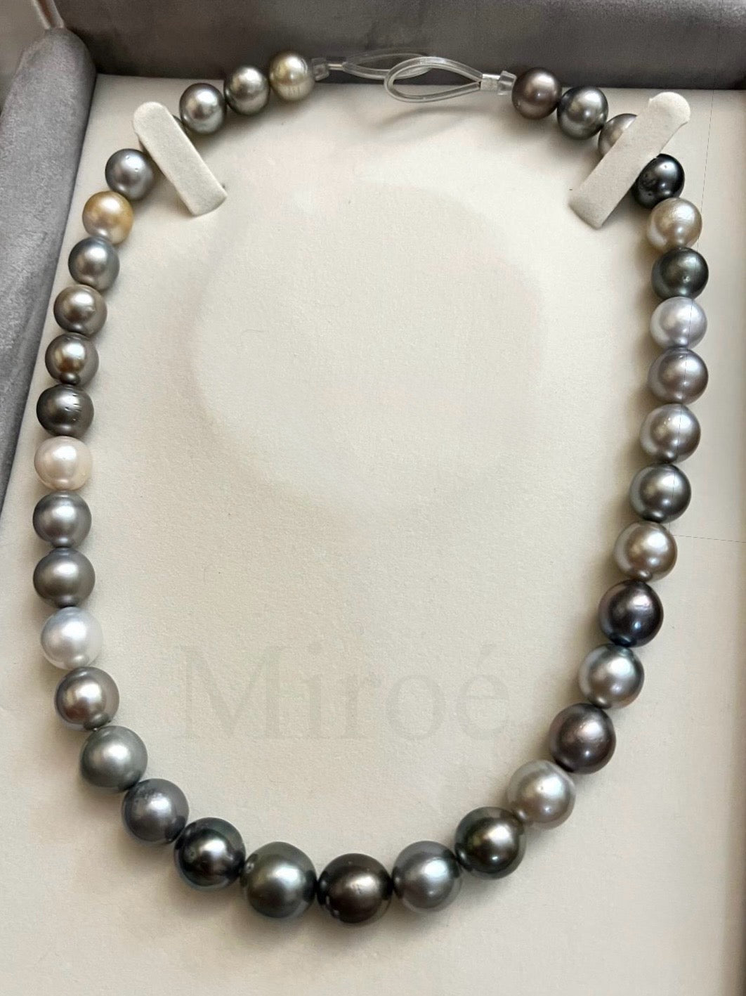 9-11mm 銀灰系混色大溪地珍珠頸鏈
