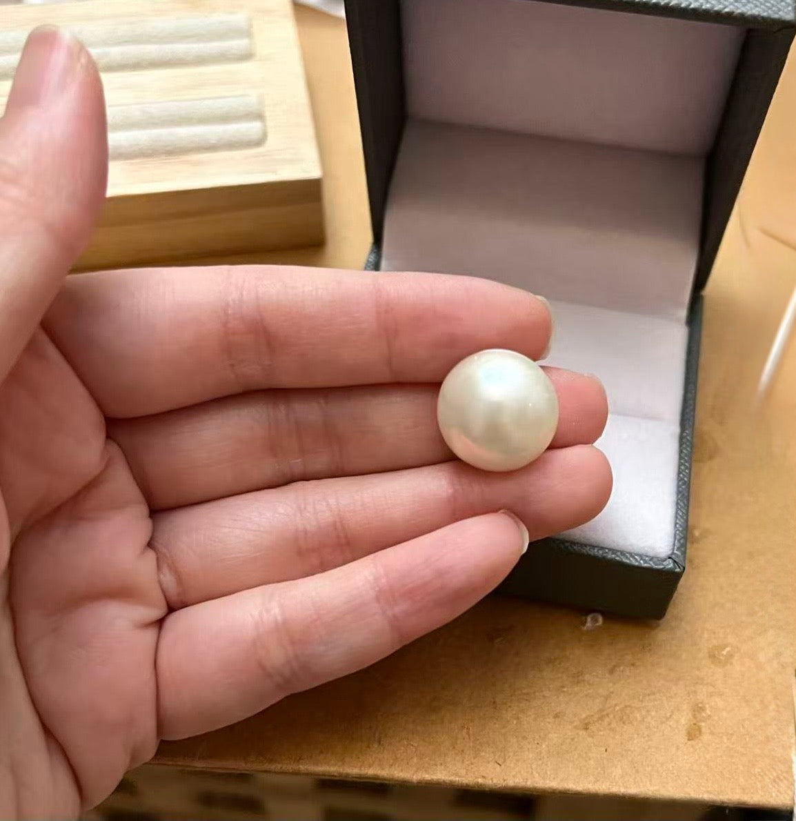 16 mm Japanese Seawater Mabe Pearls Earring