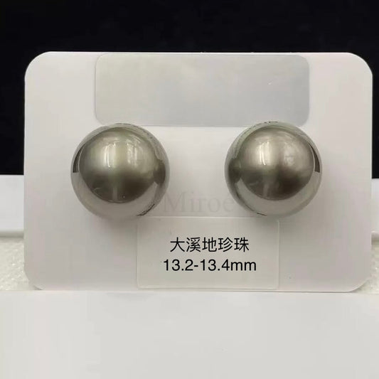 13.2-13.4mm Metallic Grey Tahitian Pearl Earring