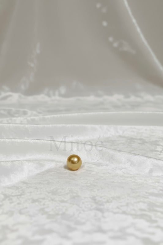 9.9mm South Sea Golden Pearl | Deep Golden Round Mirror-Luster Grade - Loose Pearl