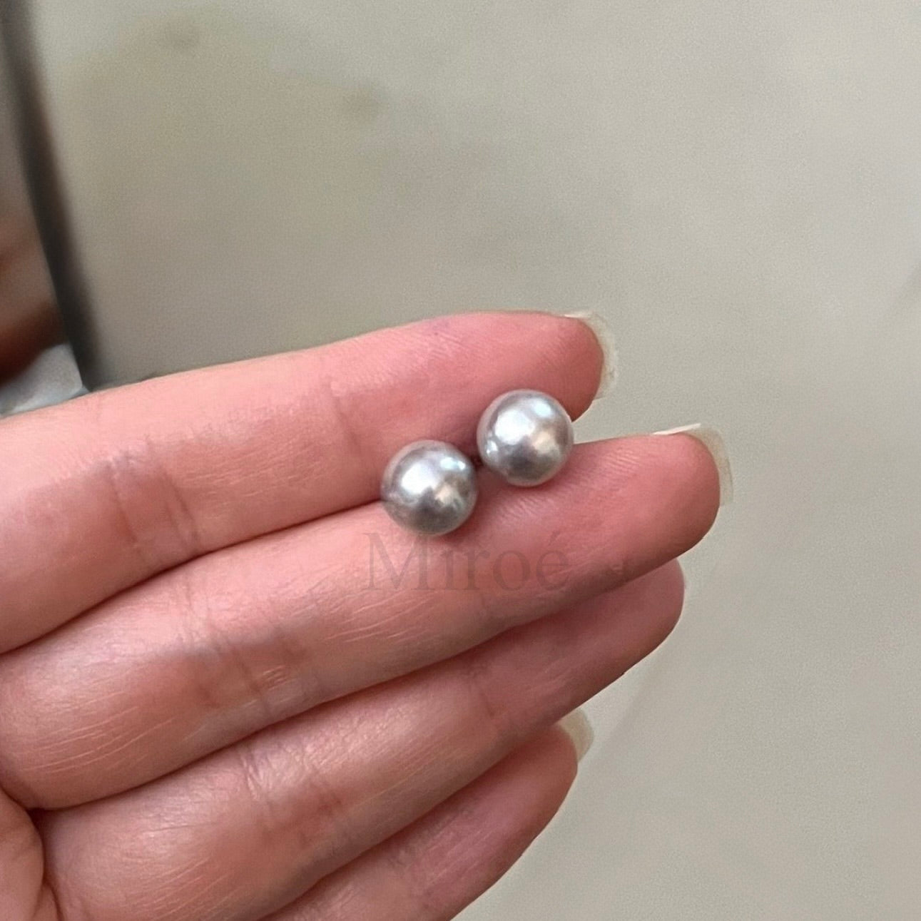 8mm Gray Tone Seawater Shintama Pearl Earrings