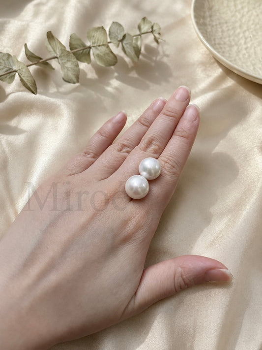 12.8mm Sayo Freshwater Pearl Earring