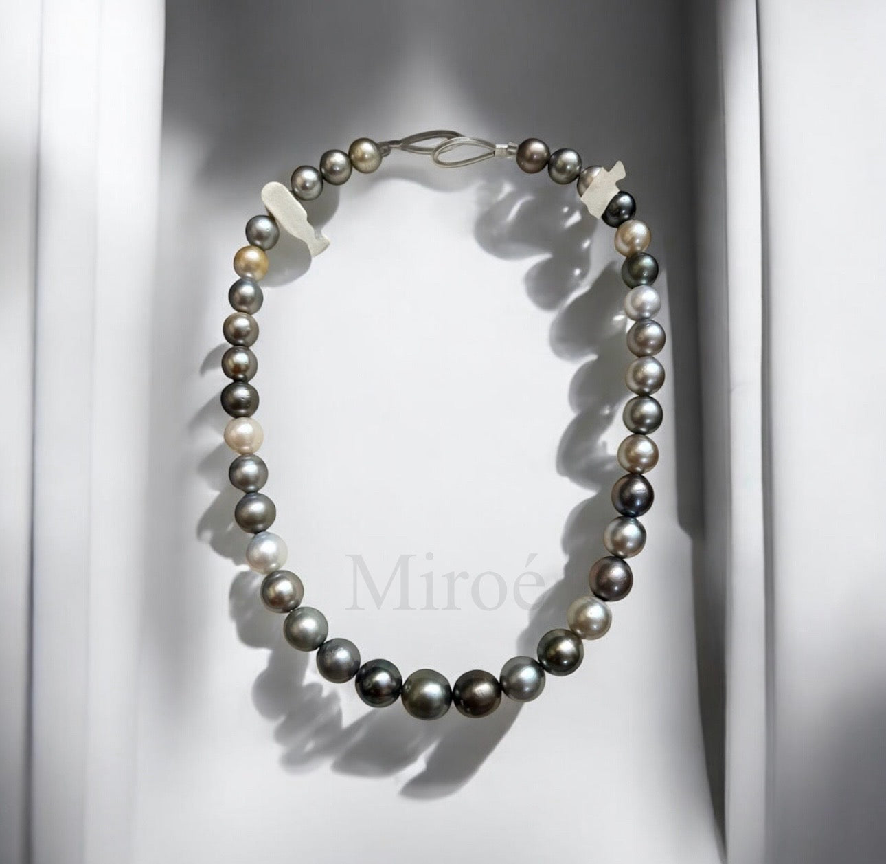 9-11mm 銀灰系混色大溪地珍珠頸鏈