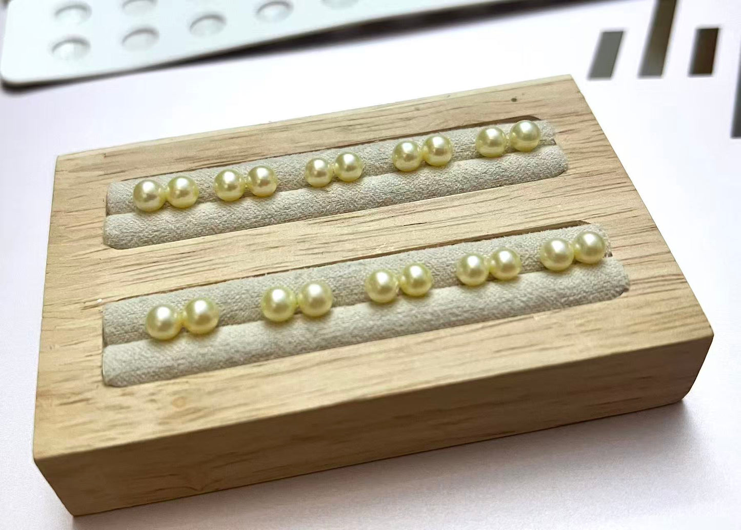 5mm Japanese Seawater “Feather Gold” Akoya Pearl Earrings
