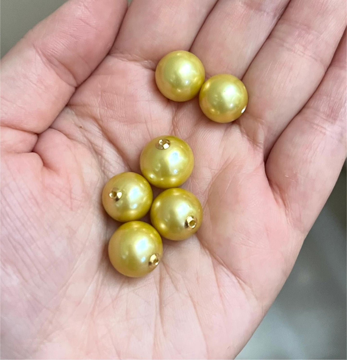 South Sea Golden Pearl Charm with 18K Gold Cap (11–12mm)