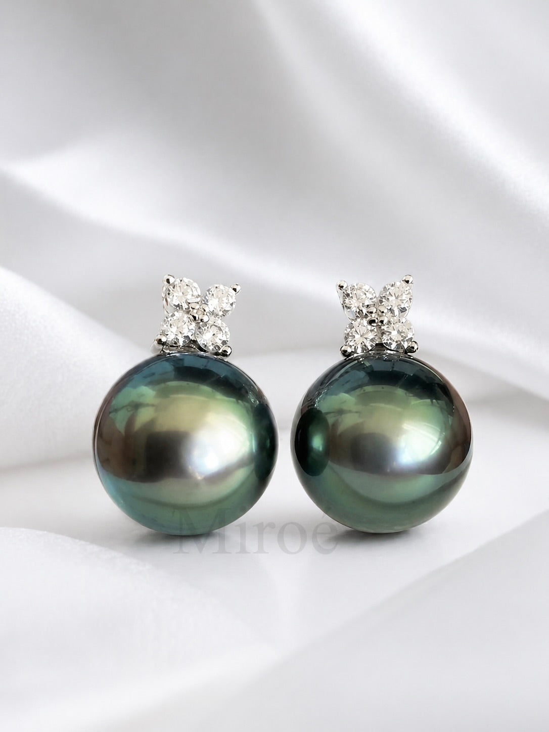 Lucky Clover | 10-10.5mm Tahitian Peacock Pearl Earrings (Made to You)
