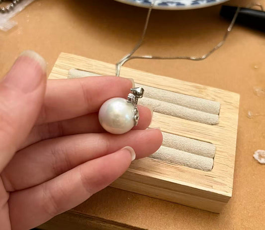 14mm Edison Eyelash Pearl Pendant