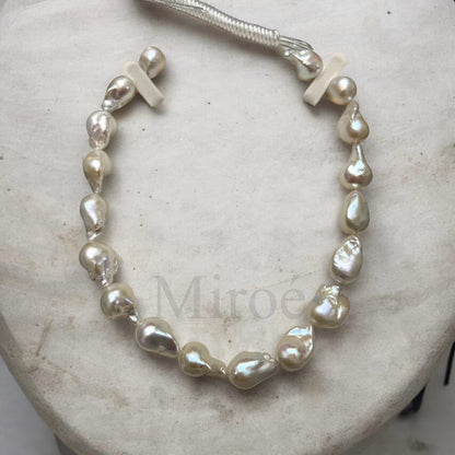23-25mm 強光巴洛克珍珠頸鏈