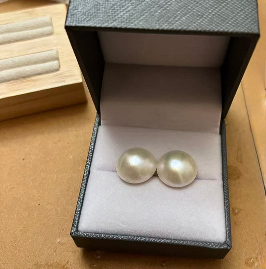 16 mm Japanese Seawater Mabe Pearls Earring