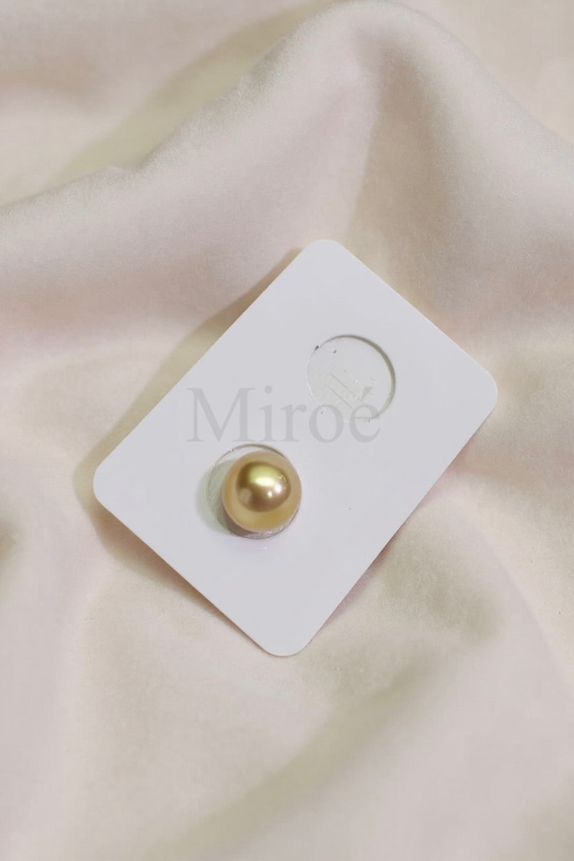 9.9mm South Sea Golden Pearl | Deep Golden Round Mirror-Luster Grade - Loose Pearl