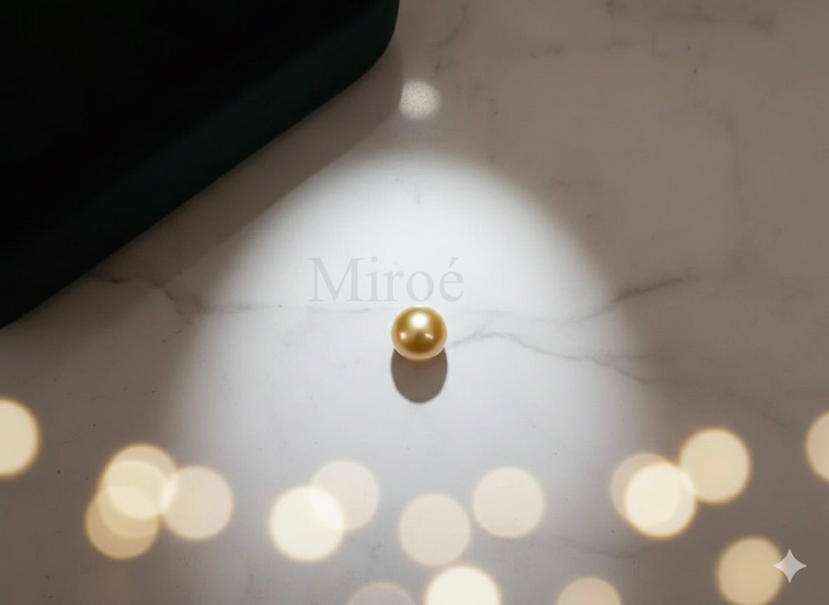 9.9mm South Sea Golden Pearl | Deep Golden Round Mirror-Luster Grade - Loose Pearl