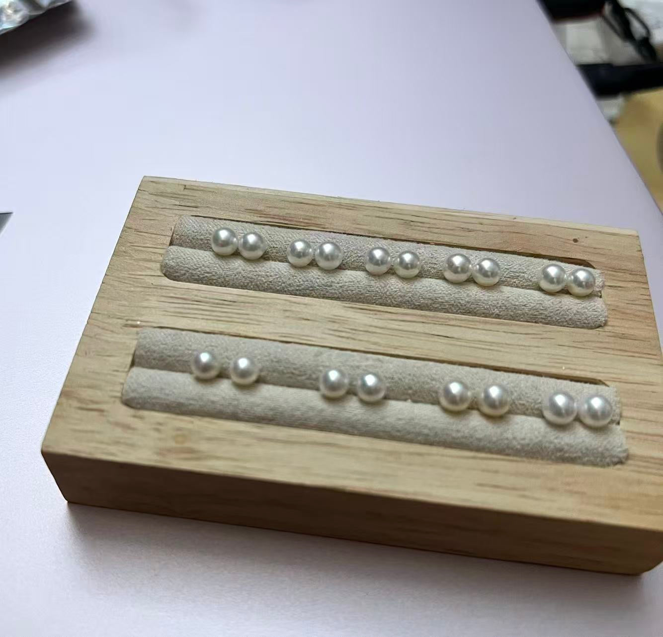 4.5-5mm Japanese Akoya Pearl Earrings
