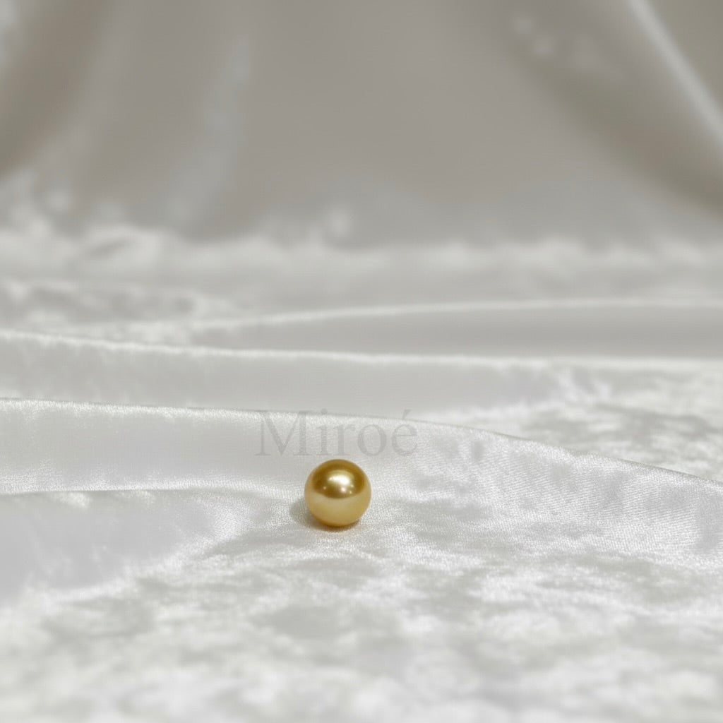9.9mm South Sea Golden Pearl | Deep Golden Round Mirror-Luster Grade - Loose Pearl