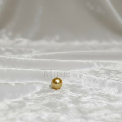 9.9mm South Sea Golden Pearl | Deep Golden Round Mirror-Luster Grade - Loose Pearl