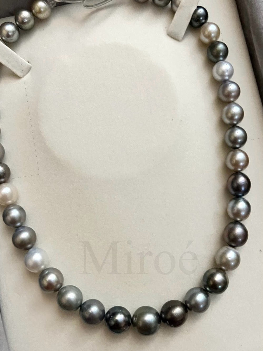 9-11mm 銀灰系混色大溪地珍珠頸鏈