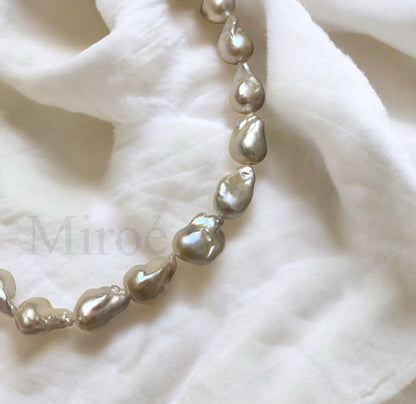 23-25mm 強光巴洛克珍珠頸鏈