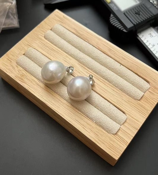 13–14mm Grey-Silver Baroque Pearl Pendant