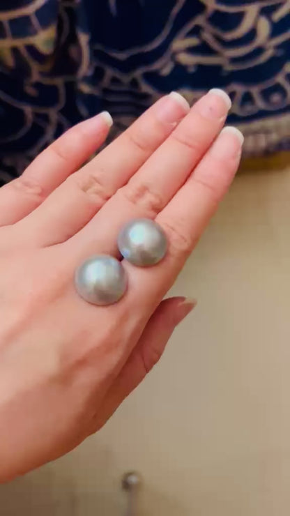 15.3mm Japanese Mabe Pearl Earrings | Phantom Glow Grey-Blue